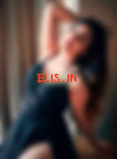 Divyanshi 7456872905, Escort in Connaught Place