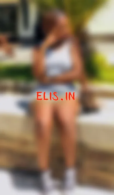 Castia Love, Escort in Chhattarpur