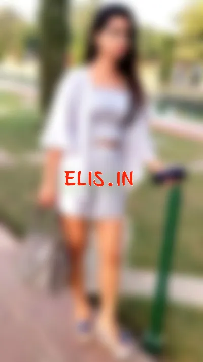 Riya Singh, Escort in Mumbai